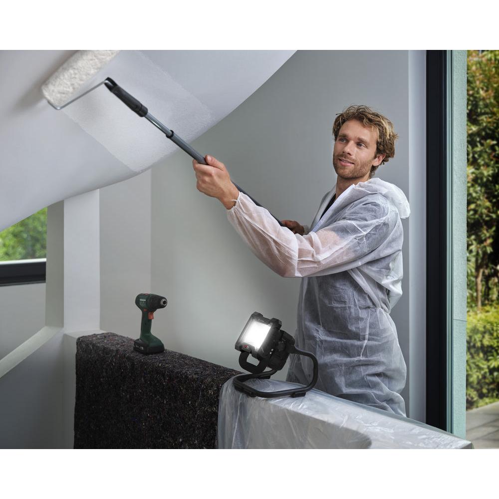 LEDVANCE WORKLIGHT - Bosch Power for All Alliance - BATTERY Indoor Baustrahler, 18V, 15W, 6500K Click-DIM-LEDVANCE Shop