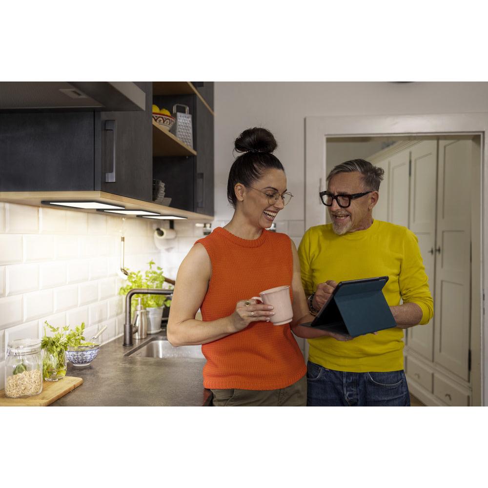 LEDVANCE UNDERCABINET PANEL FRAMELESS Unterbauleuchte 30x20cm CCT DIM Black, 450 lm, 3000 K / 4000 K / 6500 K-LEDVANCE Shop